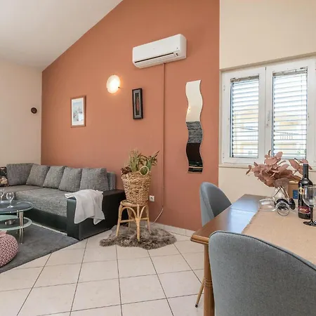 Appartement Amazing In *